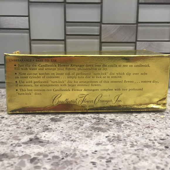 🕯️ Vintage Vibes with a Floral Plot Twist 🌸🕯️Fancy AND Functional 🫖💐 - Picture 4 of 4